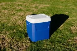 IGLOO Laguna 57L Wheeled Cool Box -Outdoor Camping Equipment Store k075e27b818218d821bf3fd83d6e0c184